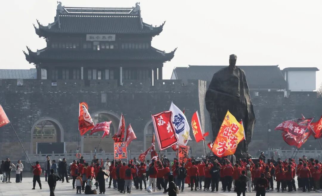 100%上座率！苏超首轮为“城超热”打响头炮