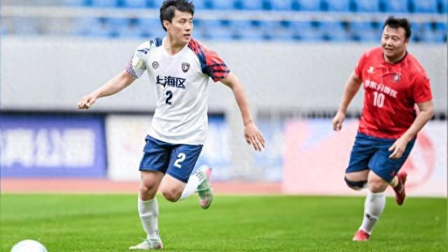 以足球为纽带，“包邮区”快递人的“世界杯”开踢了！