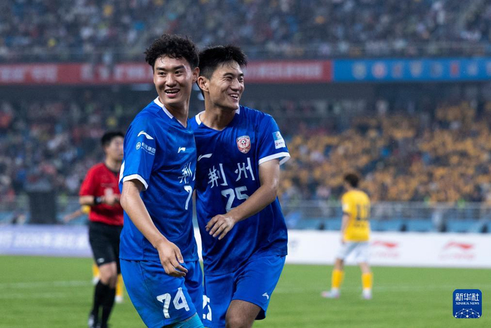 湖北省城市足球联赛揭幕战：黄石平荆州恒隆